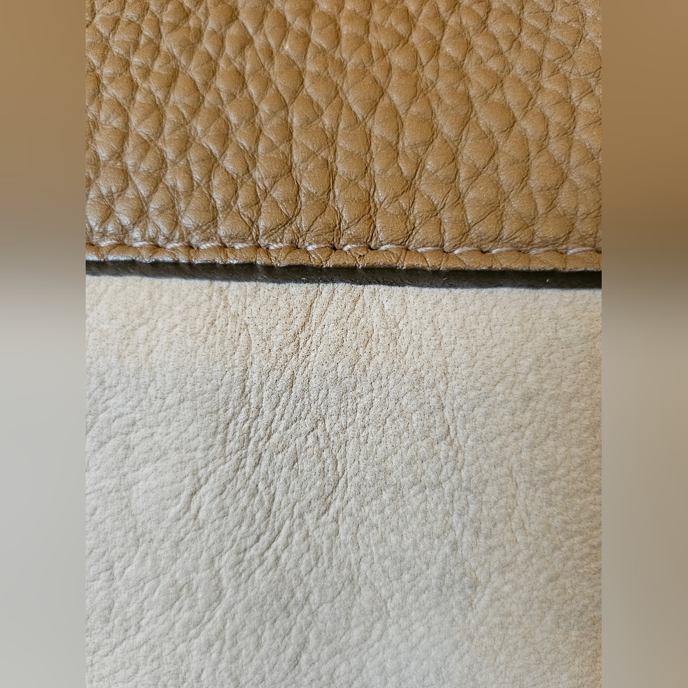 Furla Leather Expandable Crossbody Bag! - Picture 3 of 16